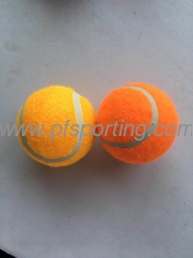 China pelota de tenis de fieltro naranja promocional proveedor