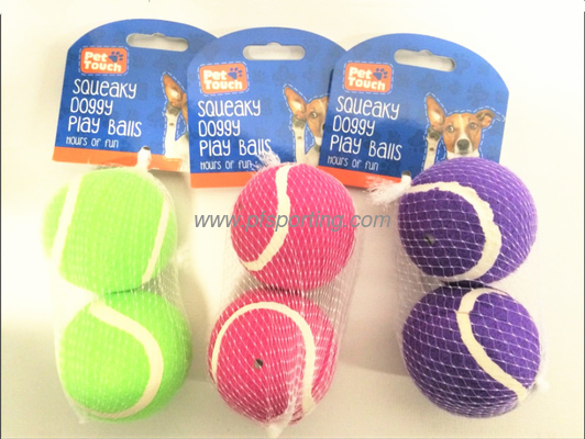 PAQUETE DE JUGUETE PARA PERRO DE 2 PELOTA DE TENIS SQUEAKY DE WORLD OF PETS proveedor