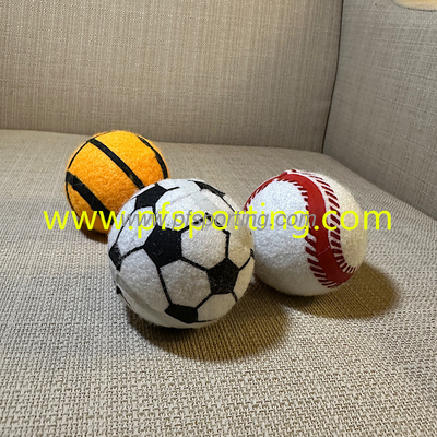 El entrenamiento material respetuoso del medio ambiente modificado para requisitos particulares fábrica del perro de Logo Printed Rubber Tennis Ball juega el animal doméstico interactivo Toy Bal de las bolas proveedor