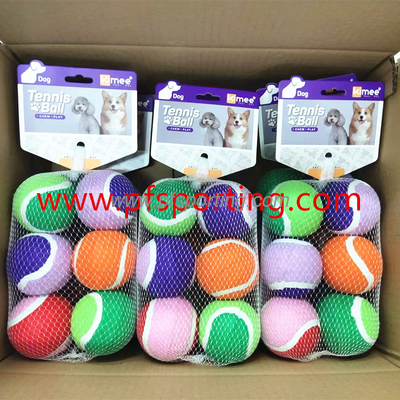 El animal doméstico suministra la bola interactiva al aire libre Toy Throwing Ball del lanzador del perrito para el entrenamiento el echar los dientes de los perros proveedor